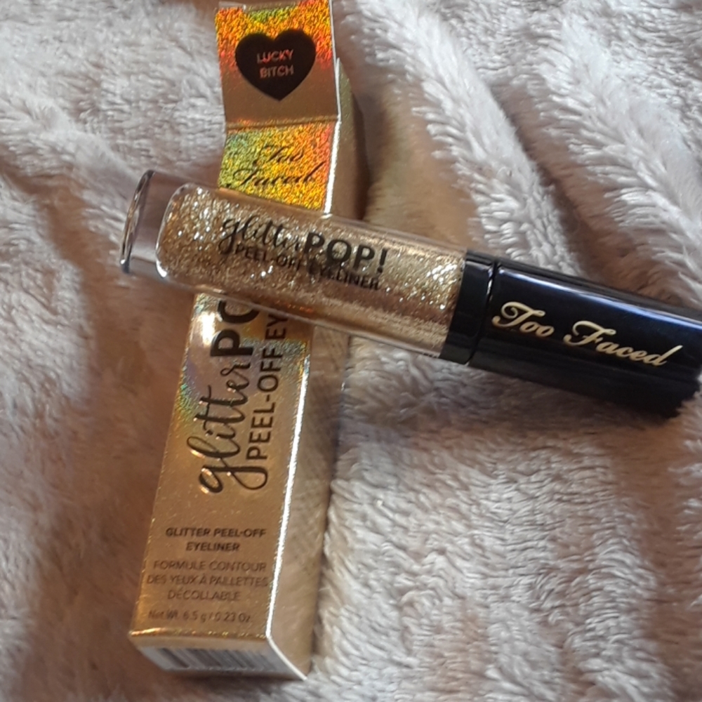 Too Faced Glitter Pop! Lucky B*tch